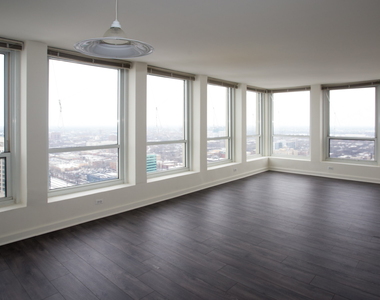 5035 S East End Ave - Photo Thumbnail 1028
