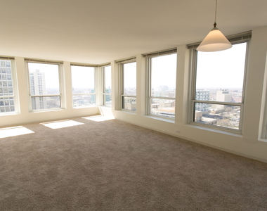 5035 S East End Ave - Photo Thumbnail 1174
