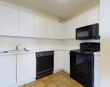 5035 S East End Ave - Photo Thumbnail 682