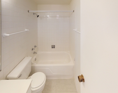 5035 S East End Ave - Photo Thumbnail 26