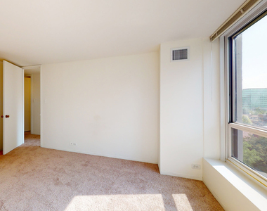 5035 S East End Ave - Photo Thumbnail 894