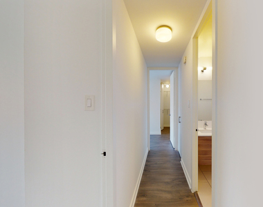 5035 S East End Ave - Photo Thumbnail 1097