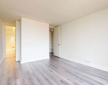 5035 S East End Ave - Photo Thumbnail 742