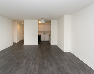 5035 S East End Ave - Photo Thumbnail 899