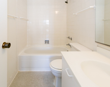 5035 S East End Ave - Photo Thumbnail 805