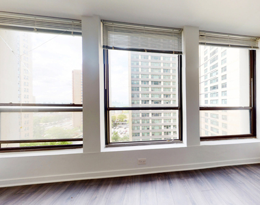 5035 S East End Ave - Photo Thumbnail 1084