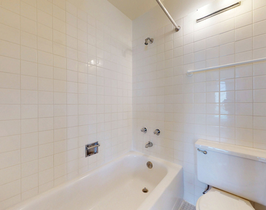 5035 S East End Ave - Photo Thumbnail 237