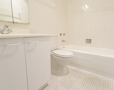 5035 S East End Ave - Photo Thumbnail 1135