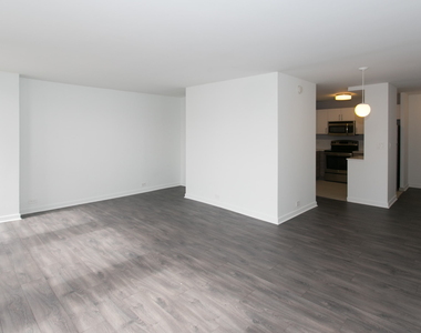 5035 S East End Ave - Photo Thumbnail 1229