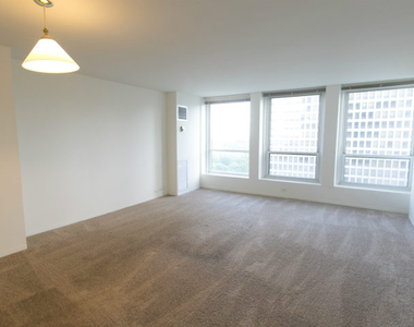 5035 S East End Ave - Photo Thumbnail 380