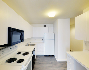 5035 S East End Ave - Photo Thumbnail 261