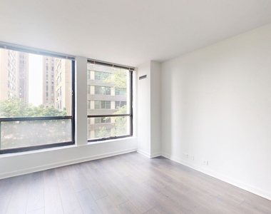 5035 S East End Ave - Photo Thumbnail 371