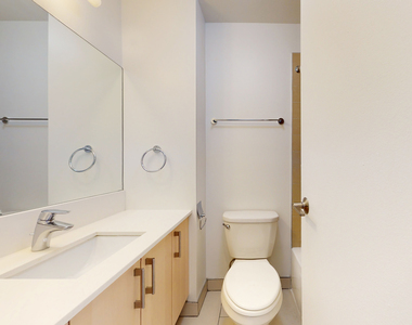 5035 S East End Ave - Photo Thumbnail 1128