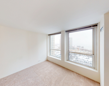 5035 S East End Ave - Photo Thumbnail 873