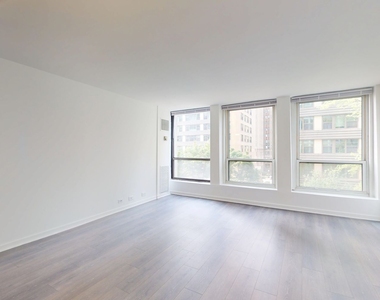5035 S East End Ave - Photo Thumbnail 369