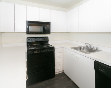 5035 S East End Ave - Photo Thumbnail 769