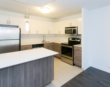 5035 S East End Ave - Photo Thumbnail 1146