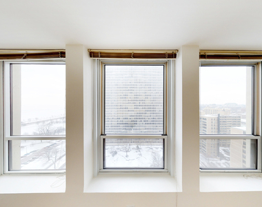 5035 S East End Ave - Photo Thumbnail 913