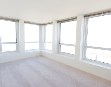 5035 S East End Ave - Photo Thumbnail 1017