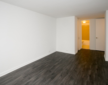 5035 S East End Ave - Photo Thumbnail 1013