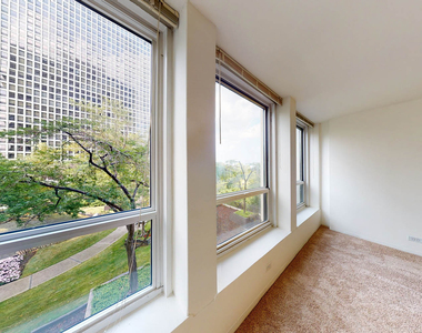 5035 S East End Ave - Photo Thumbnail 659