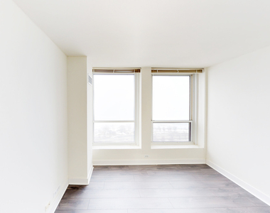 5035 S East End Ave - Photo Thumbnail 628