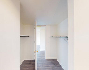 5035 S East End Ave - Photo Thumbnail 1068