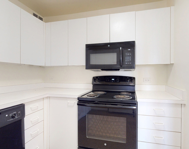 5035 S East End Ave - Photo Thumbnail 783