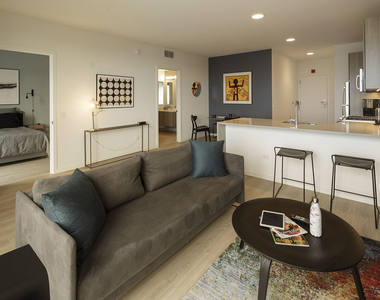 1616 E 56th Street - Photo Thumbnail 65