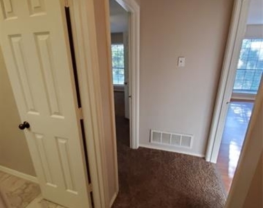 5108 Meadowcreek Drive - Photo Thumbnail 32