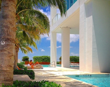 1040 Biscayne Blvd - Photo Thumbnail 14