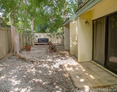 3080 Allamanda St - Photo Thumbnail 20