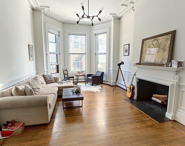 146 Marlborough St. - Photo Thumbnail 0