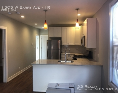 1305 W Barry Ave - Photo Thumbnail 1