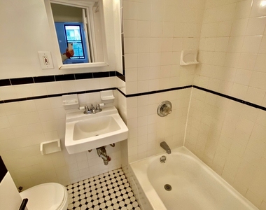 304 1/2 East 38th street - Photo Thumbnail 8