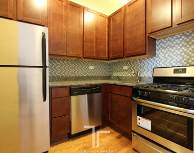 4851 North Damen Ave. - Photo Thumbnail 3