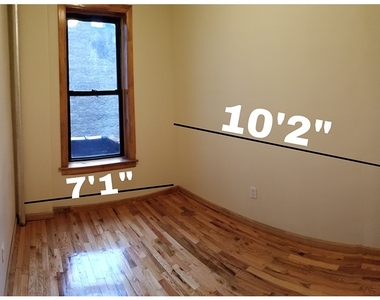 1497 Carroll St - Photo Thumbnail 7