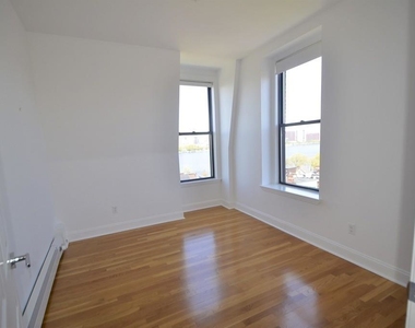 483 Beacon Street Unit 91 - Photo Thumbnail 5