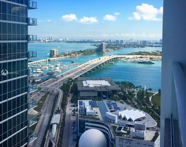 1040 Biscayne Blvd - Photo Thumbnail 0