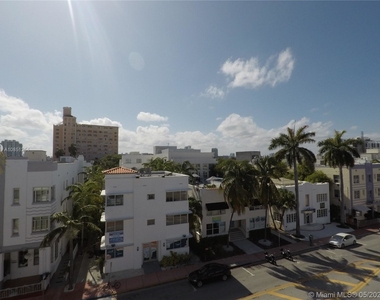 821 Collins Ave - Photo Thumbnail 25