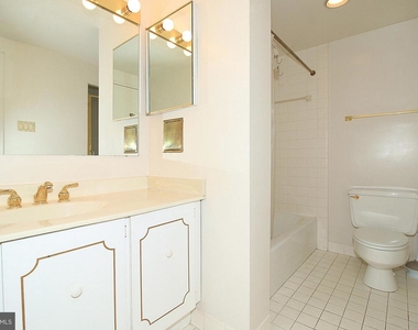 2555 Pennsylvania Ave Nw #311 - Photo Thumbnail 13