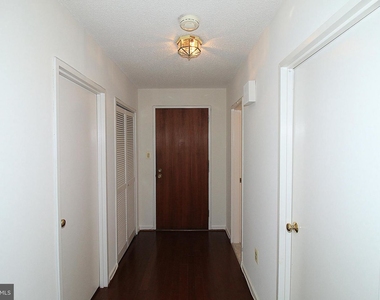 2555 Pennsylvania Ave Nw #311 - Photo Thumbnail 2