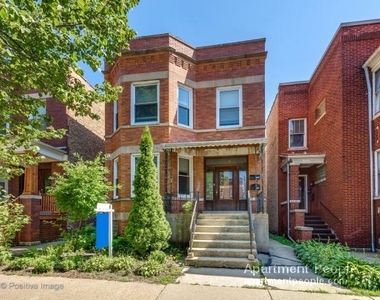 2215 W Addison - Photo Thumbnail 13