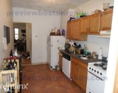 41 Egremont Road Apt# 3-jjb - Photo Thumbnail 4