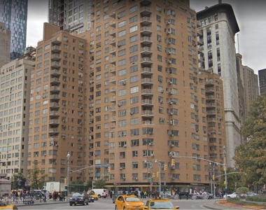 240 Central Park South - Photo Thumbnail 1