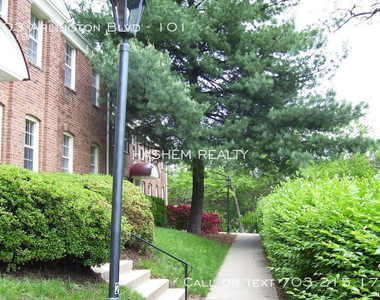 2403 Arlington Blvd - Photo Thumbnail 0