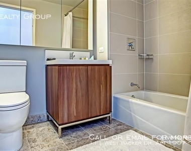 111 West Wacker Dr. Apt 1907 - Photo Thumbnail 108