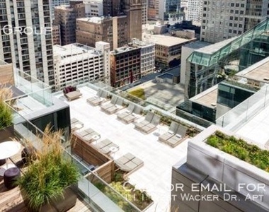 111 West Wacker Dr. Apt 1907 - Photo Thumbnail 13