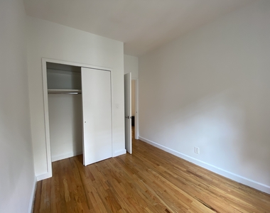 233 East 81 2d  - Photo Thumbnail 6