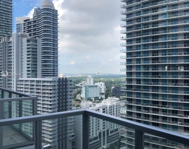 1050 Brickell Ave - Photo Thumbnail 11